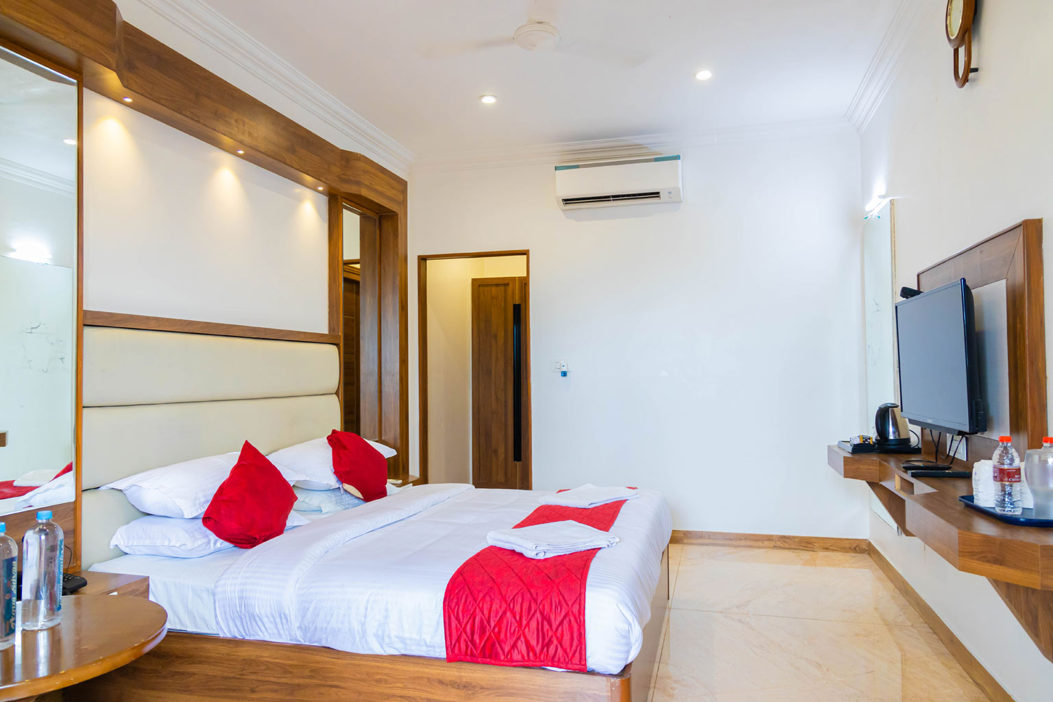 AC room at Thai Beach Resort Tiruchendur